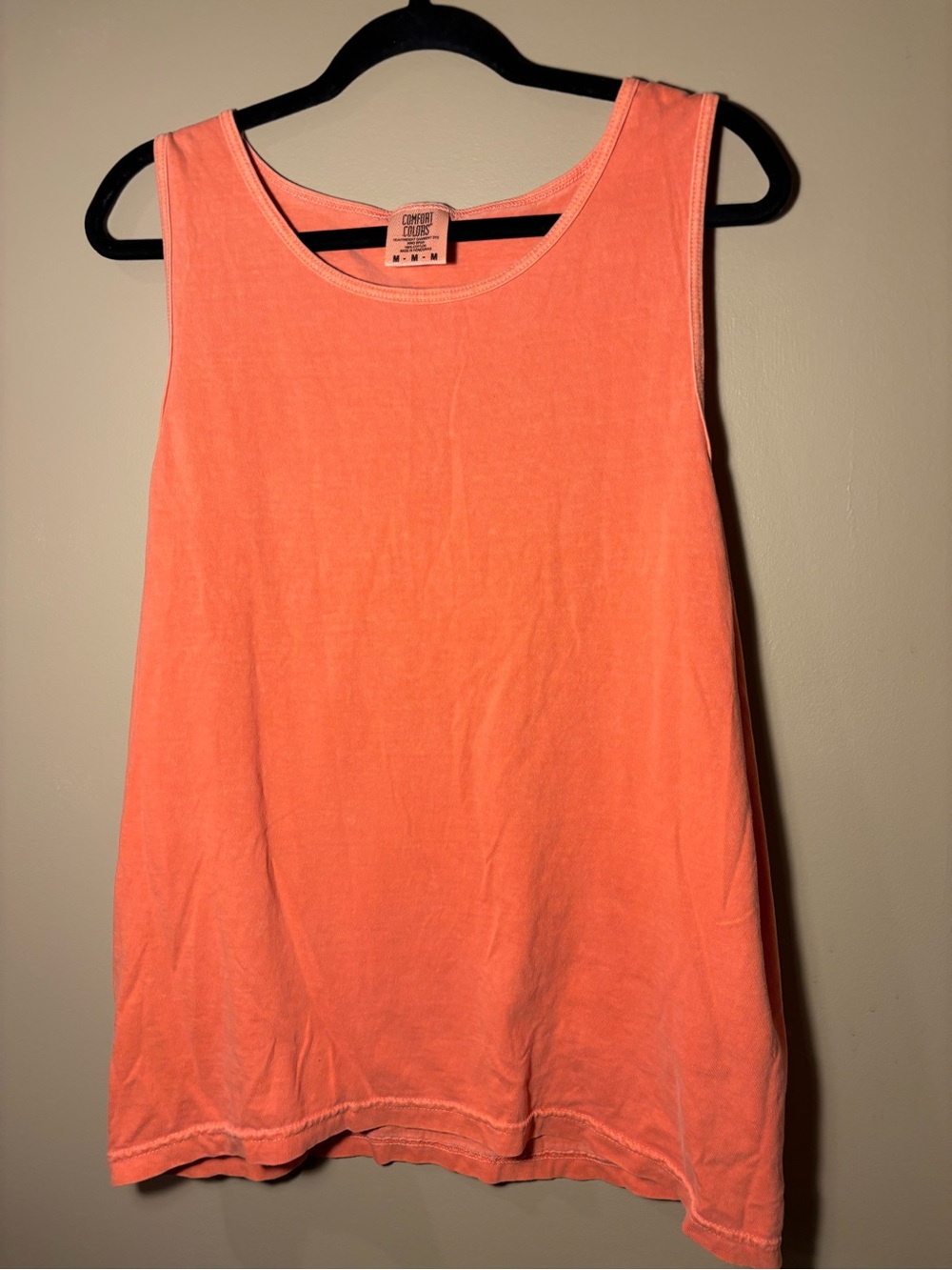 Comfort Colors Coral Tank - Women's Sleeveless Top